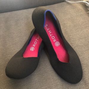 Black Rothy’s 71/2